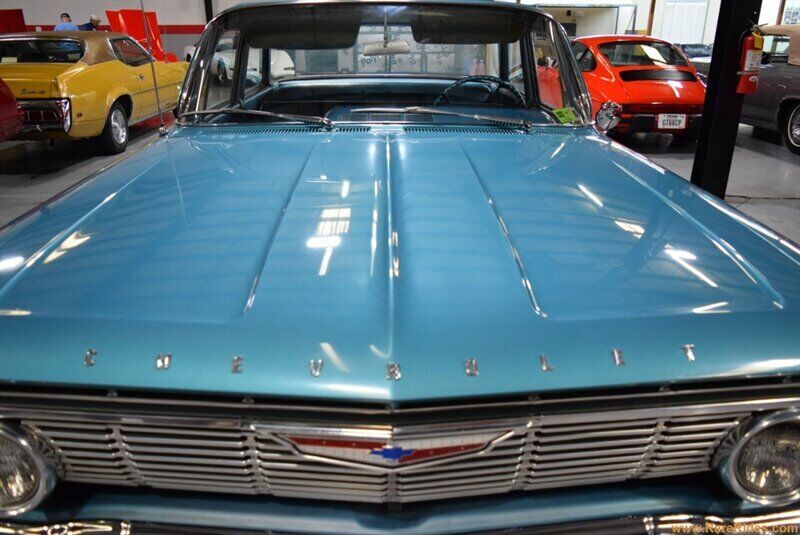 Chevrolet-Bel-Air150210-1961-Blue-Blue-73570-10