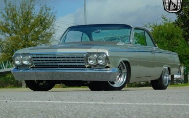 Chevrolet-Bel-Air150210-1962-Gold-Gray-589-4