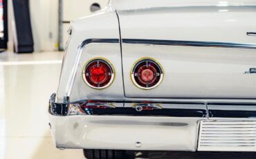 Chevrolet-Bel-Air150210-1962-White-28947-17