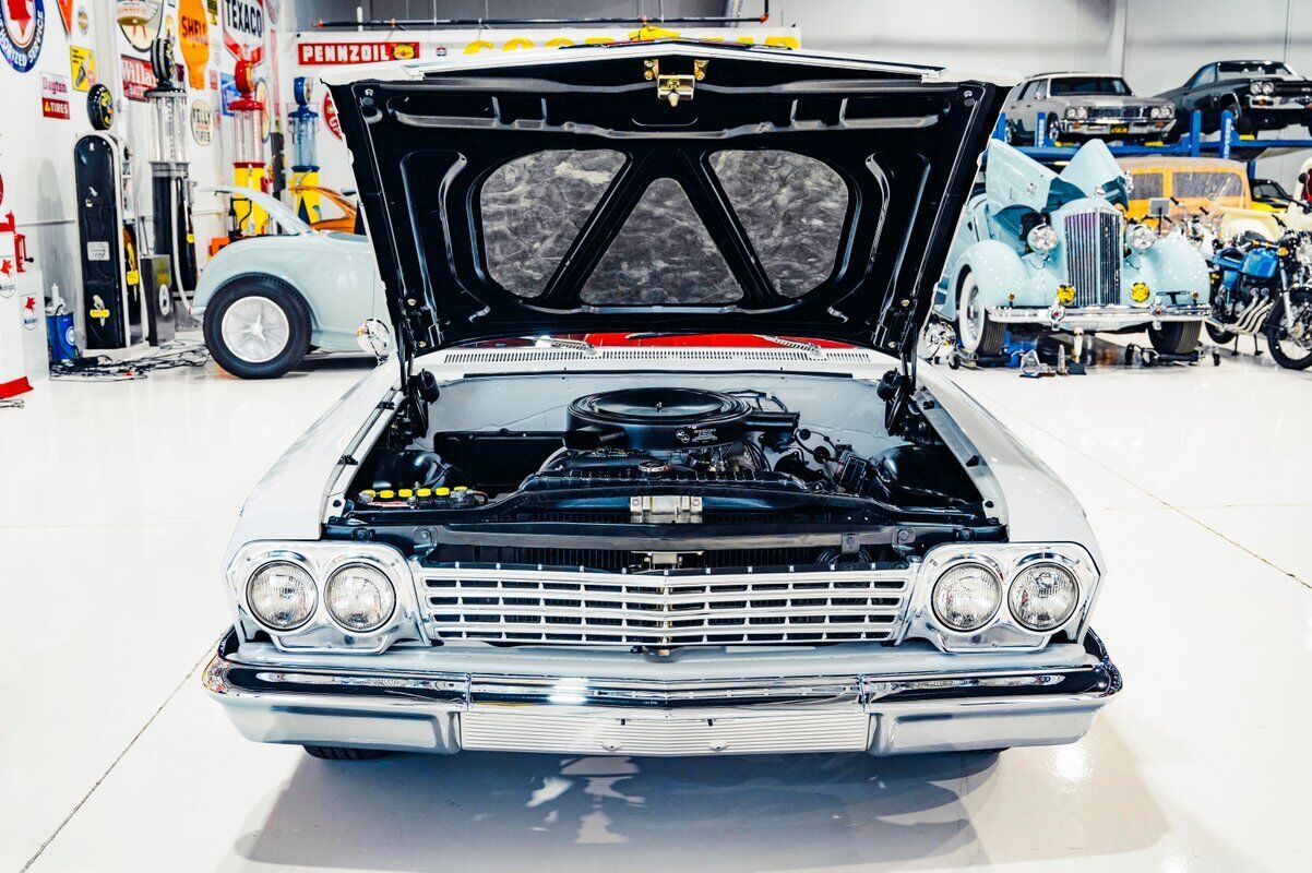 Chevrolet-Bel-Air150210-1962-White-28983-26