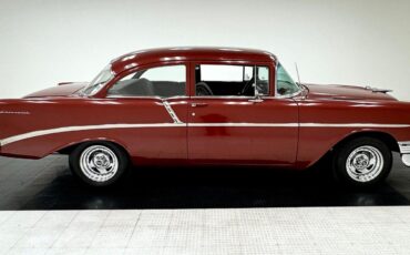 Chevrolet-Bel-Air150210-Berline-1956-Red-Gray-169163-5