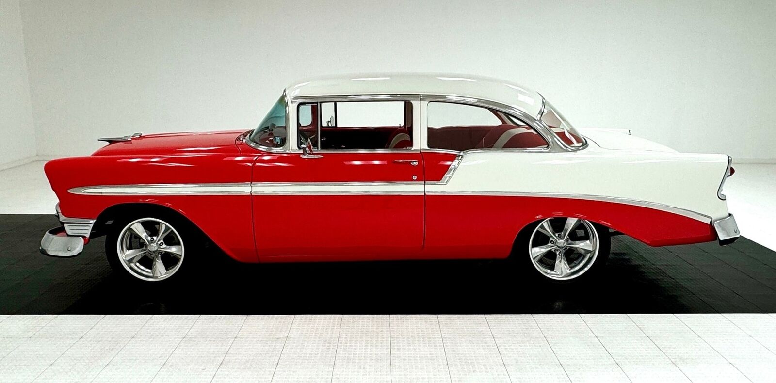 Chevrolet-Bel-Air150210-Berline-1956-Red-Red-1051-1