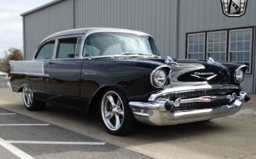 Chevrolet-Bel-Air150210-Berline-1957-Black-Gray-53924-9