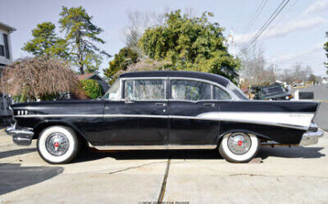 Chevrolet-Bel-Air150210-Berline-1957-Black-Green-14336-2