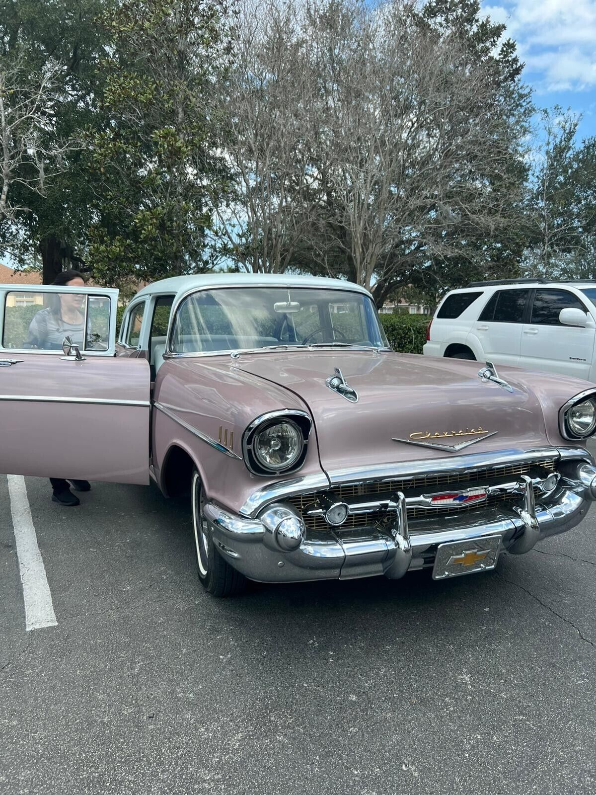 Chevrolet-Bel-Air150210-Berline-1957-Pearl-Black-115873-10