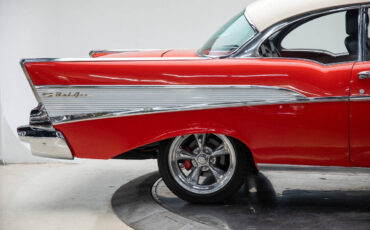 Chevrolet-Bel-Air150210-Berline-1957-Red-Black-632-9