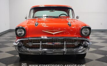 Chevrolet-Bel-Air150210-Berline-1957-Red-Red-145485-5