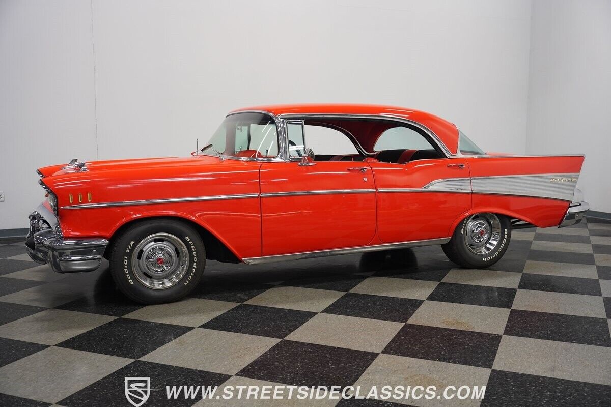 Chevrolet-Bel-Air150210-Berline-1957-Red-Red-145485-8