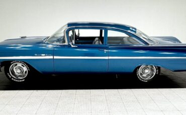 Chevrolet-Bel-Air150210-Berline-1959-Blue-Blue-64372-1