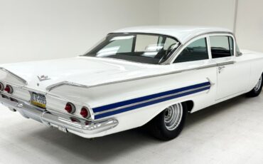 Chevrolet-Bel-Air150210-Berline-1960-White-Blue-37293-4