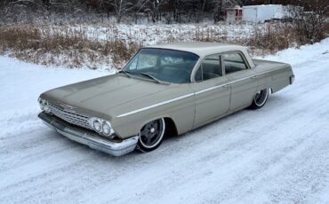 Chevrolet-Bel-Air150210-Berline-1962-Beige-Tan-93342-15