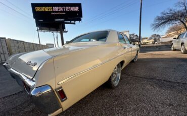 Chevrolet-Bel-Air150210-Berline-1968-White-177028-5