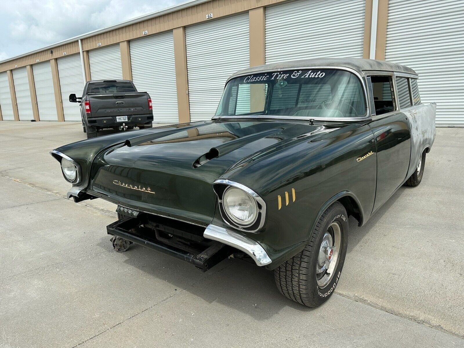 Chevrolet-Bel-Air150210-Break-1957-Green-160934-1