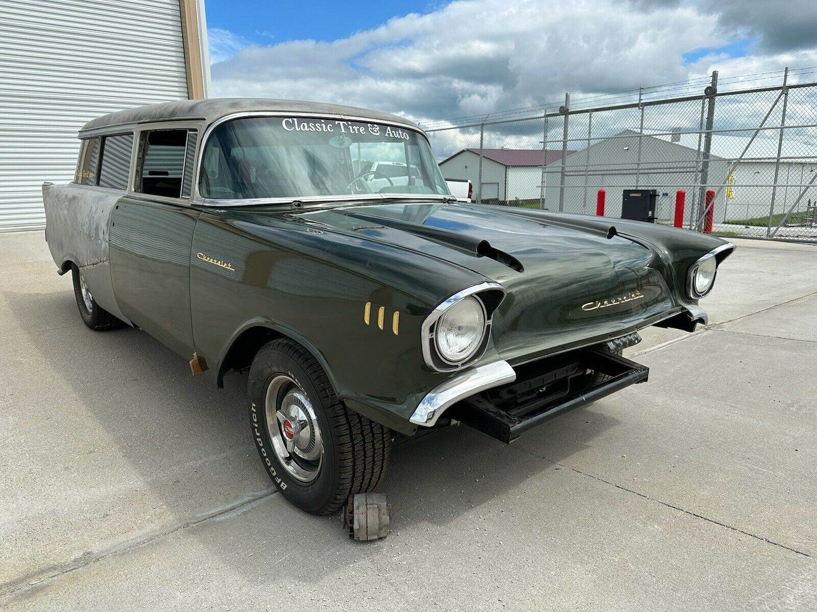 Chevrolet-Bel-Air150210-Break-1957-Green-160934-2