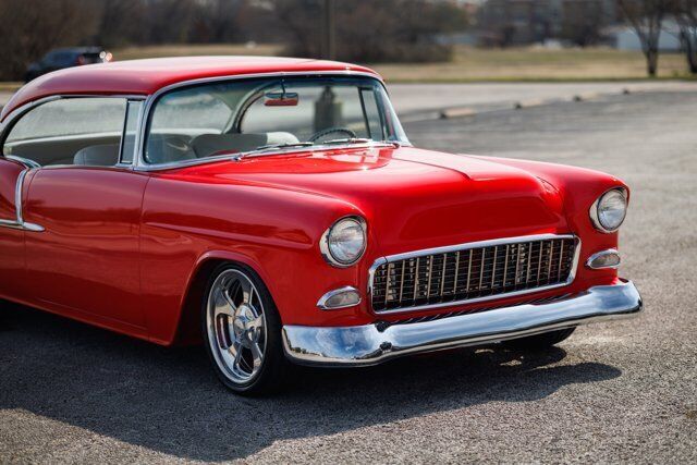 Chevrolet-Bel-Air150210-Coupe-1955-Red-Cream-1788-17