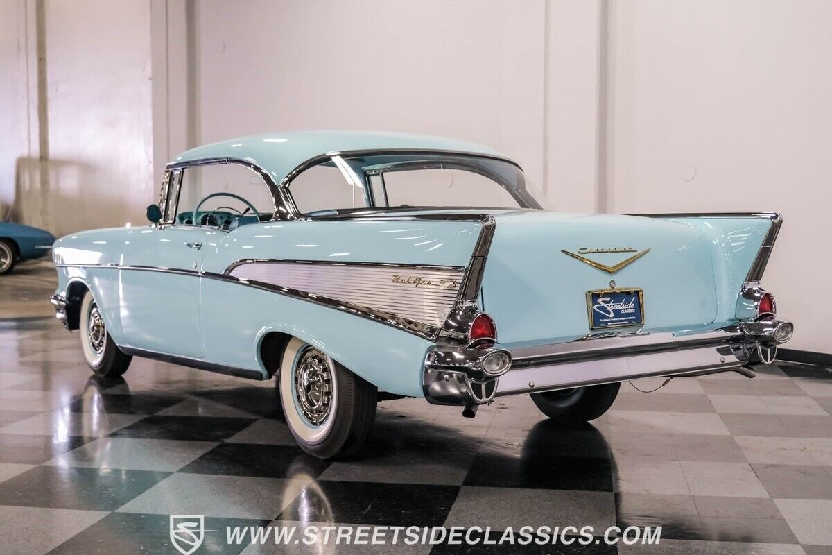 Chevrolet-Bel-Air150210-Coupe-1957-Blue-Blue-1147-8