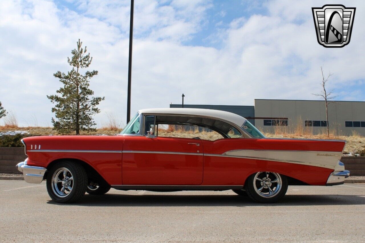 Chevrolet-Bel-Air150210-Coupe-1957-Red-Black-67631-3