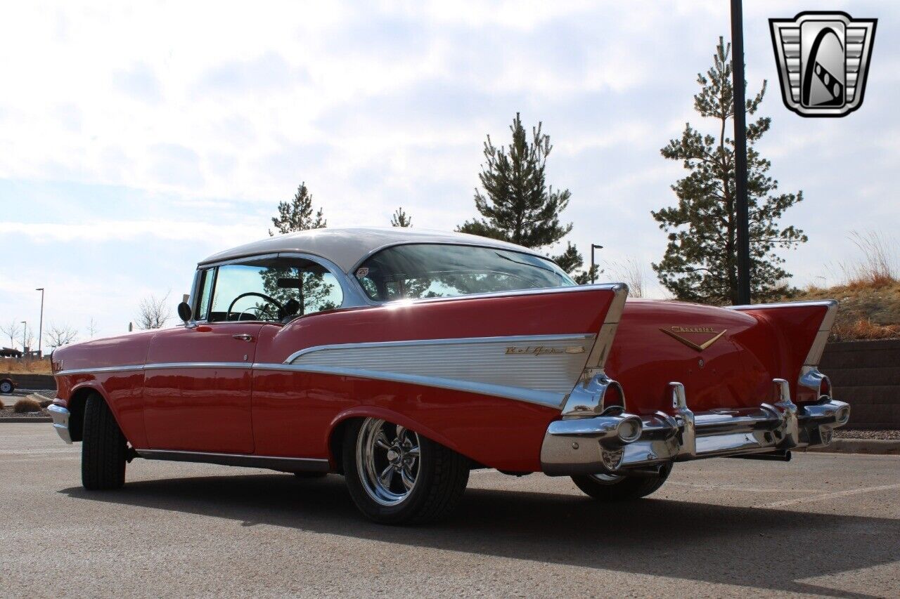 Chevrolet-Bel-Air150210-Coupe-1957-Red-Black-67631-4