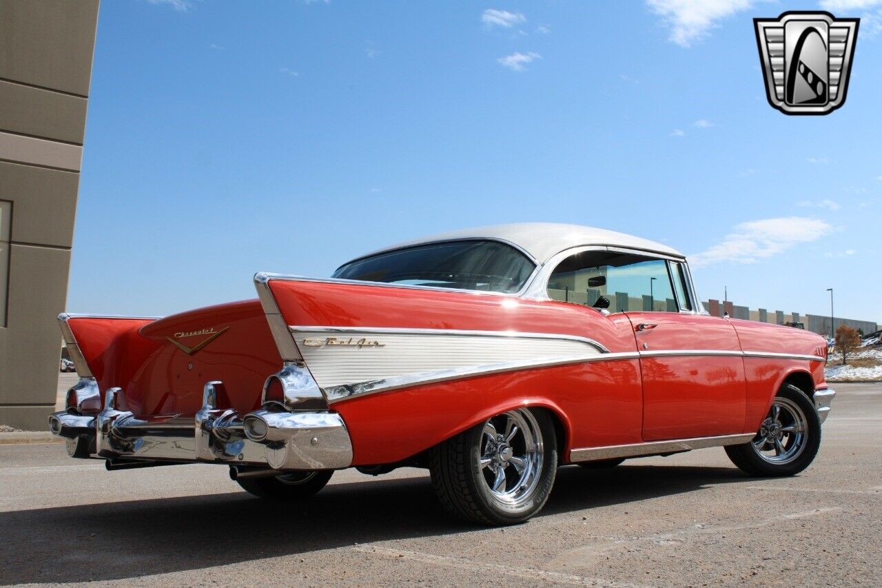 Chevrolet-Bel-Air150210-Coupe-1957-Red-Black-67631-6