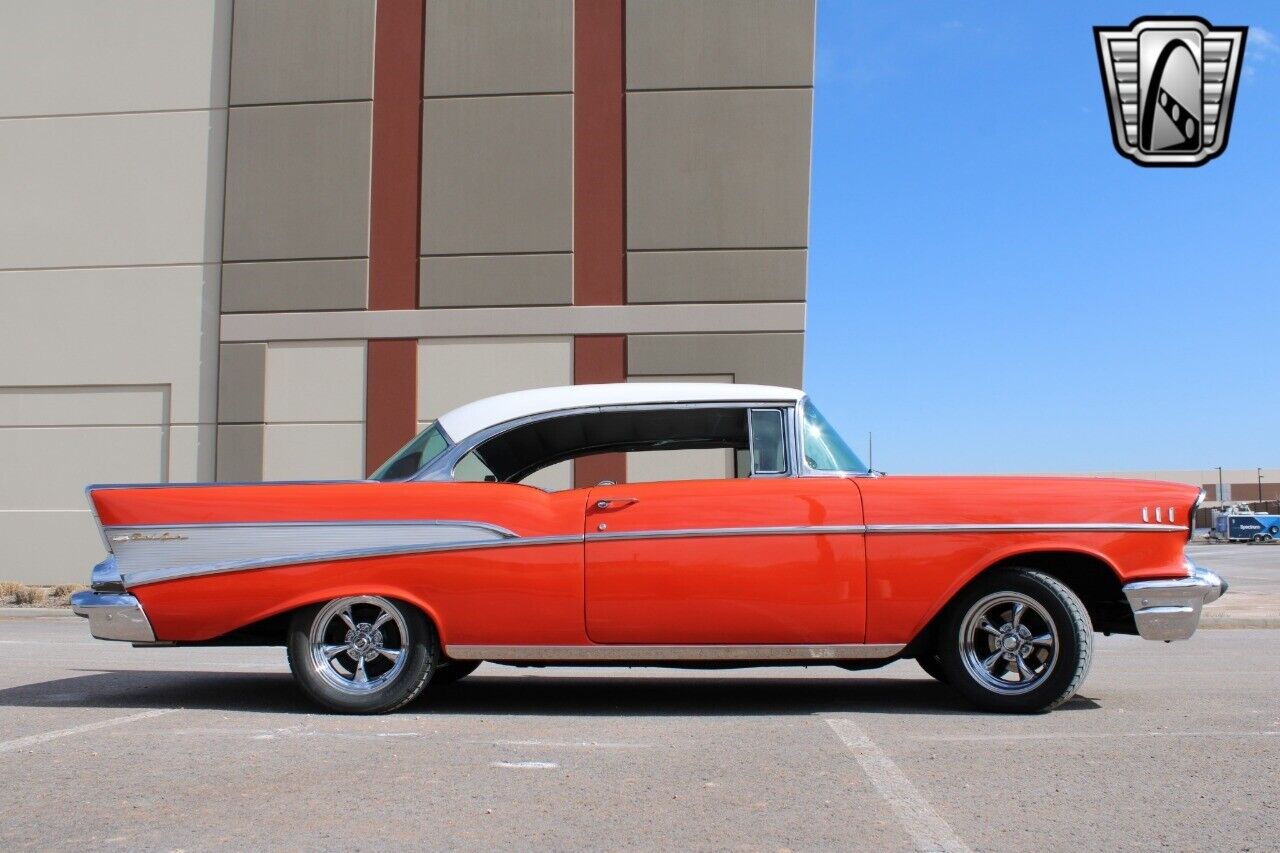 Chevrolet-Bel-Air150210-Coupe-1957-Red-Black-67631-7