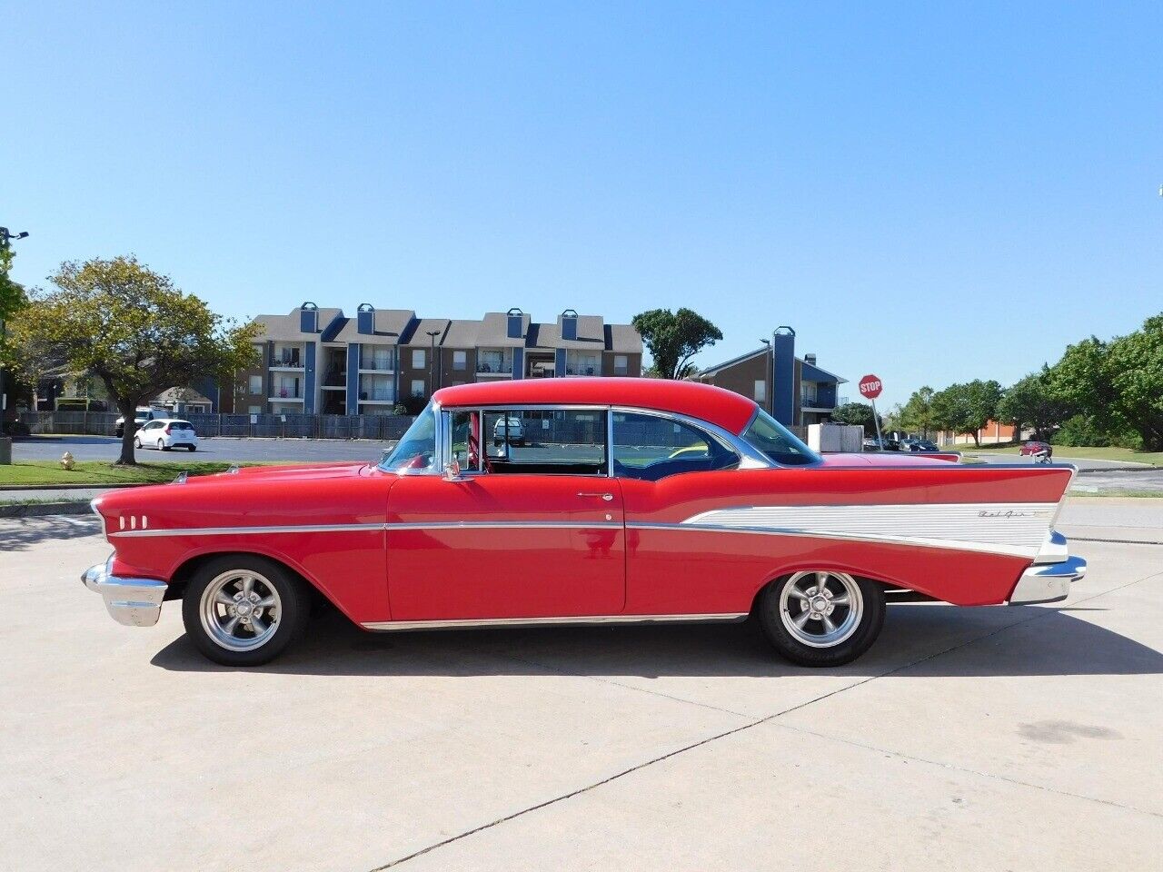 Chevrolet-Bel-Air150210-Coupe-1957-Red-Black-74197-3