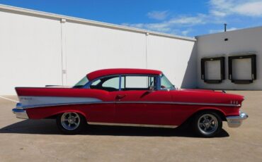 Chevrolet-Bel-Air150210-Coupe-1957-Red-Black-74197-8