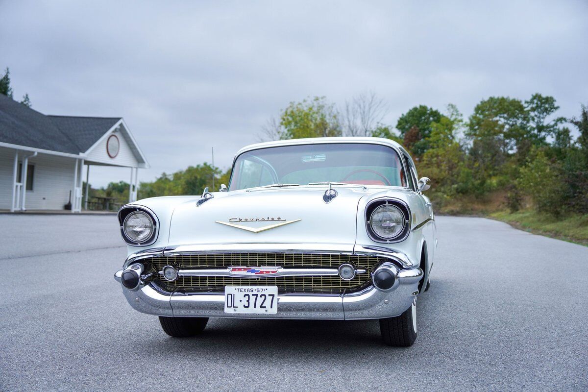 Chevrolet-Bel-Air150210-Coupe-1957-White-Black-1241-19