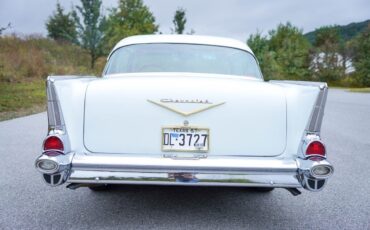 Chevrolet-Bel-Air150210-Coupe-1957-White-Black-1241-39