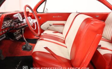 Chevrolet-Bel-Air150210-Coupe-1961-Red-Red-18831-4