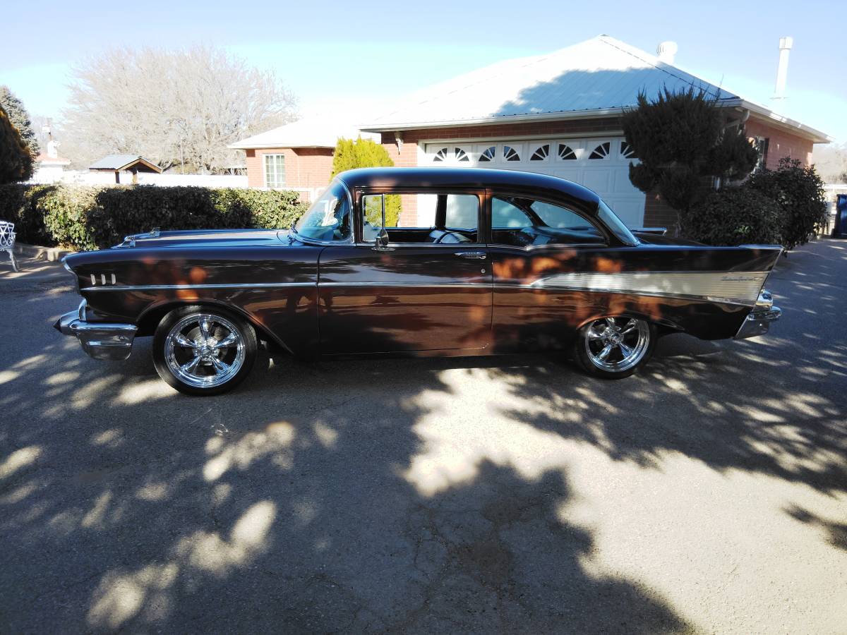 Chevrolet-Bel-air-1957-128747-8