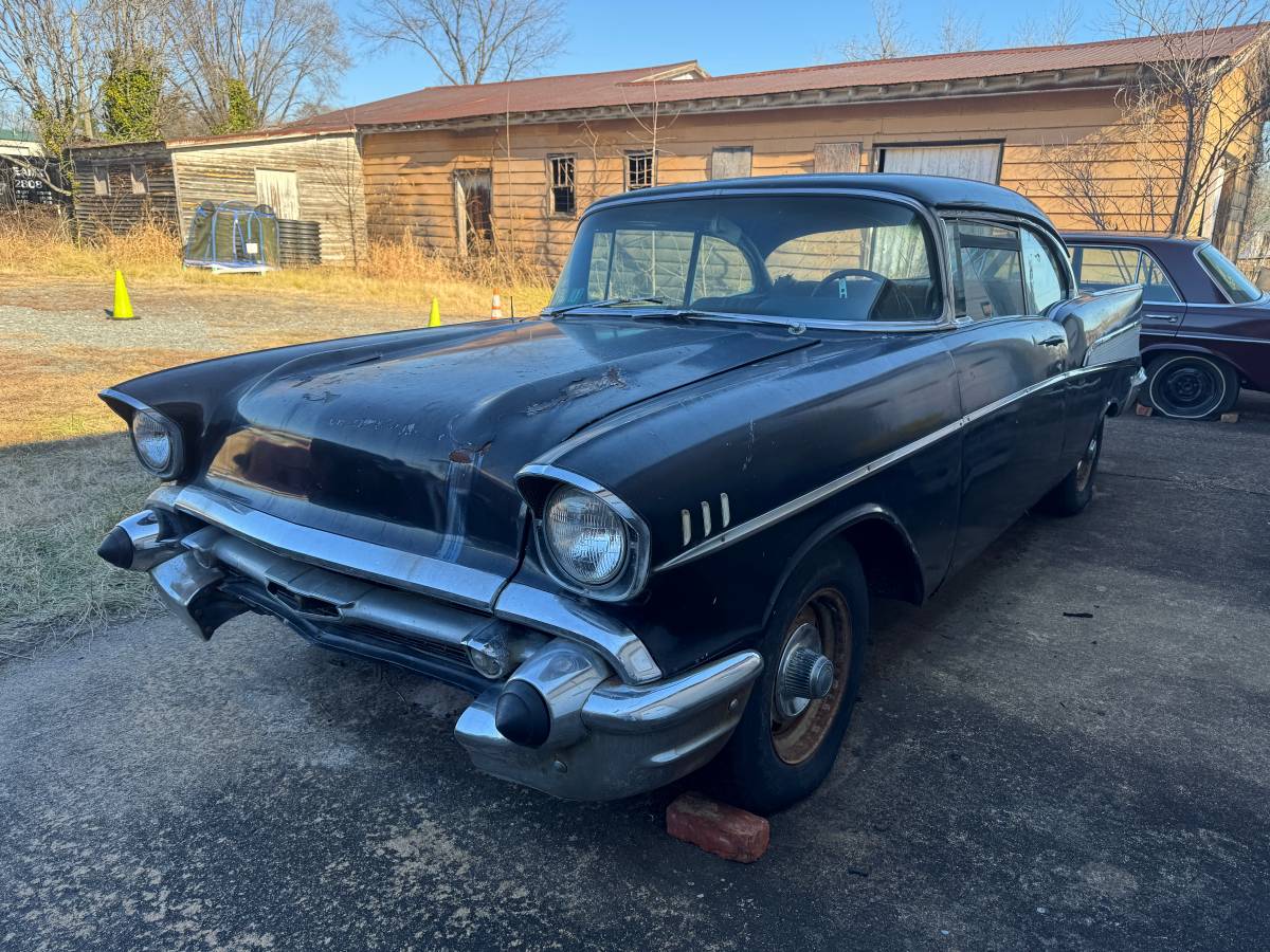 Chevrolet-Bel-air-1957-black-160932-4