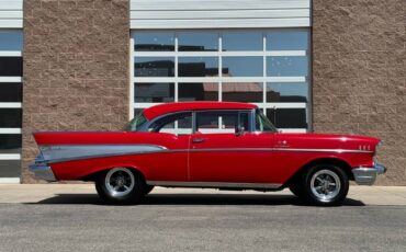 Chevrolet-Bel-air-1957-red-7765-2