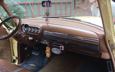 Chevrolet-Belair-1953-yellow-24140-3