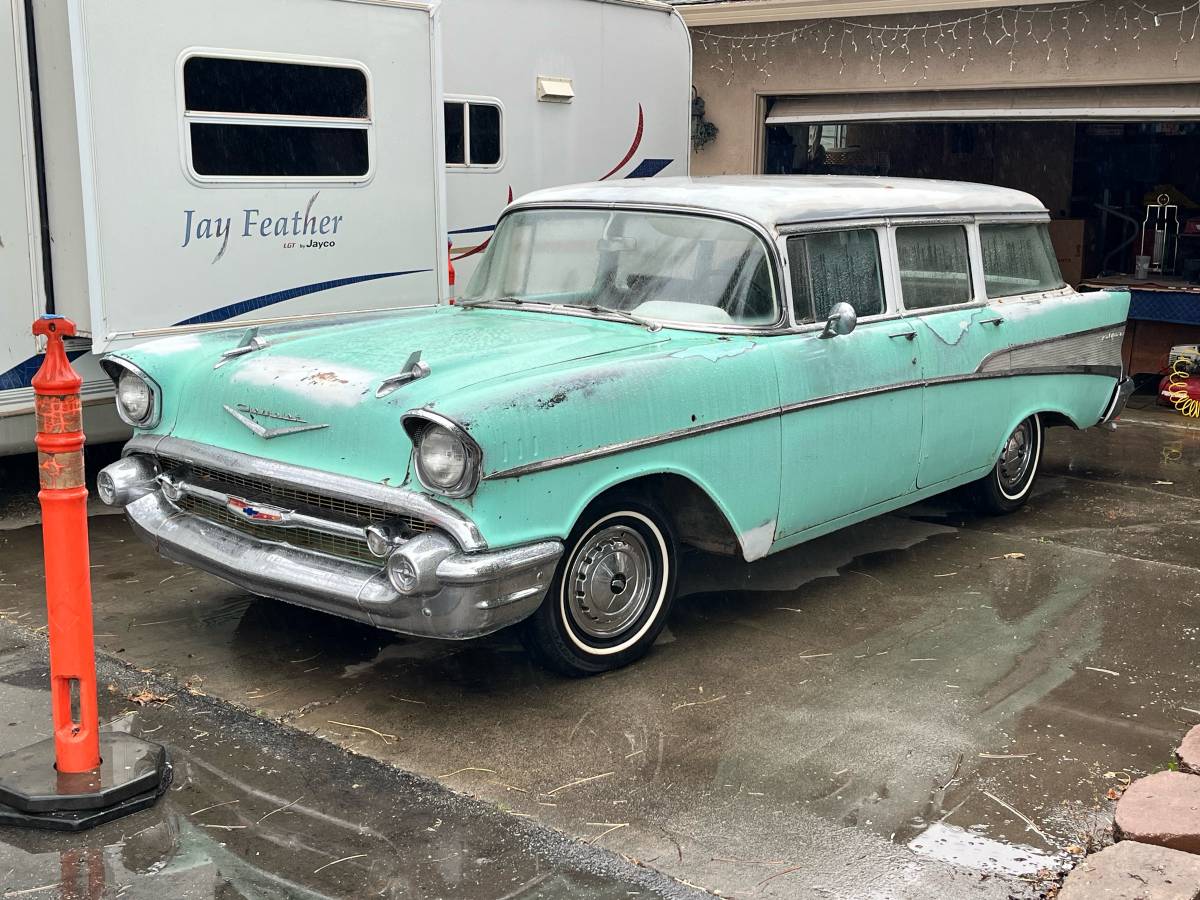 Chevrolet-Belair-1957-green-19867