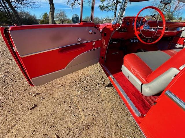 Chevrolet-Belair-1957-red-17862-10