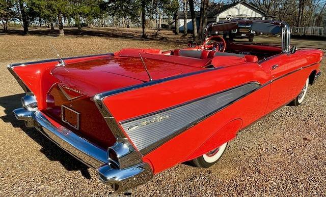 Chevrolet-Belair-1957-red-17862-12