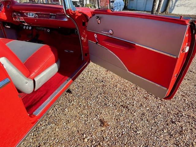 Chevrolet-Belair-1957-red-17862-13