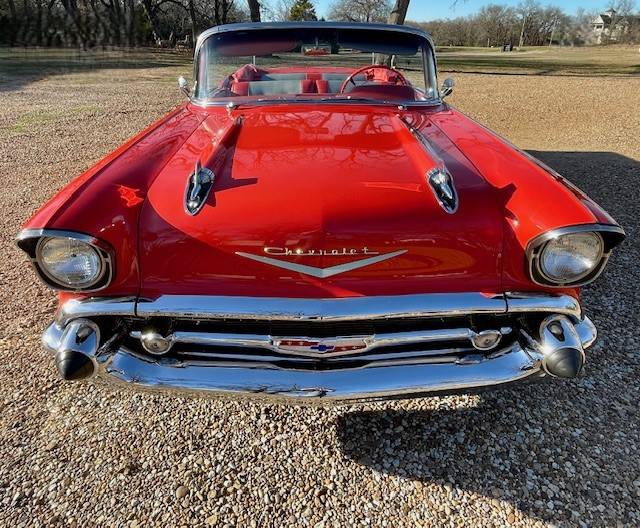 Chevrolet-Belair-1957-red-17862-16