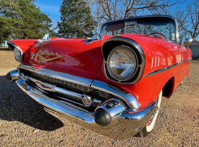 Chevrolet-Belair-1957-red-17862-3