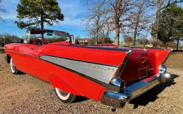 Chevrolet-Belair-1957-red-17862-5