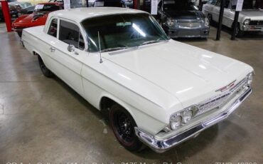 Chevrolet-Biscayne-1962-White-Tan-1608-8