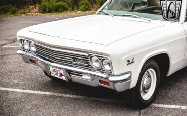 Chevrolet-Biscayne-1966-White-Tan-43803-10