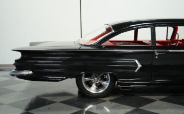 Chevrolet-Biscayne-Coupe-1960-Black-Red-145441-26