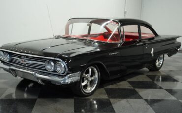 Chevrolet-Biscayne-Coupe-1960-Black-Red-145441-5