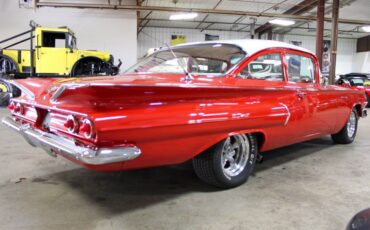 Chevrolet-Biscayne-Coupe-1960-Red-Red-17700-5