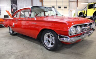 Chevrolet-Biscayne-Coupe-1960-Red-Red-17700-6