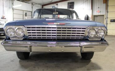 Chevrolet-Biscayne-Coupe-1962-Blue-Blue-2-7