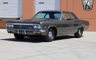 Chevrolet-Biscayne-Coupe-1966-Gray-Black-9981-3