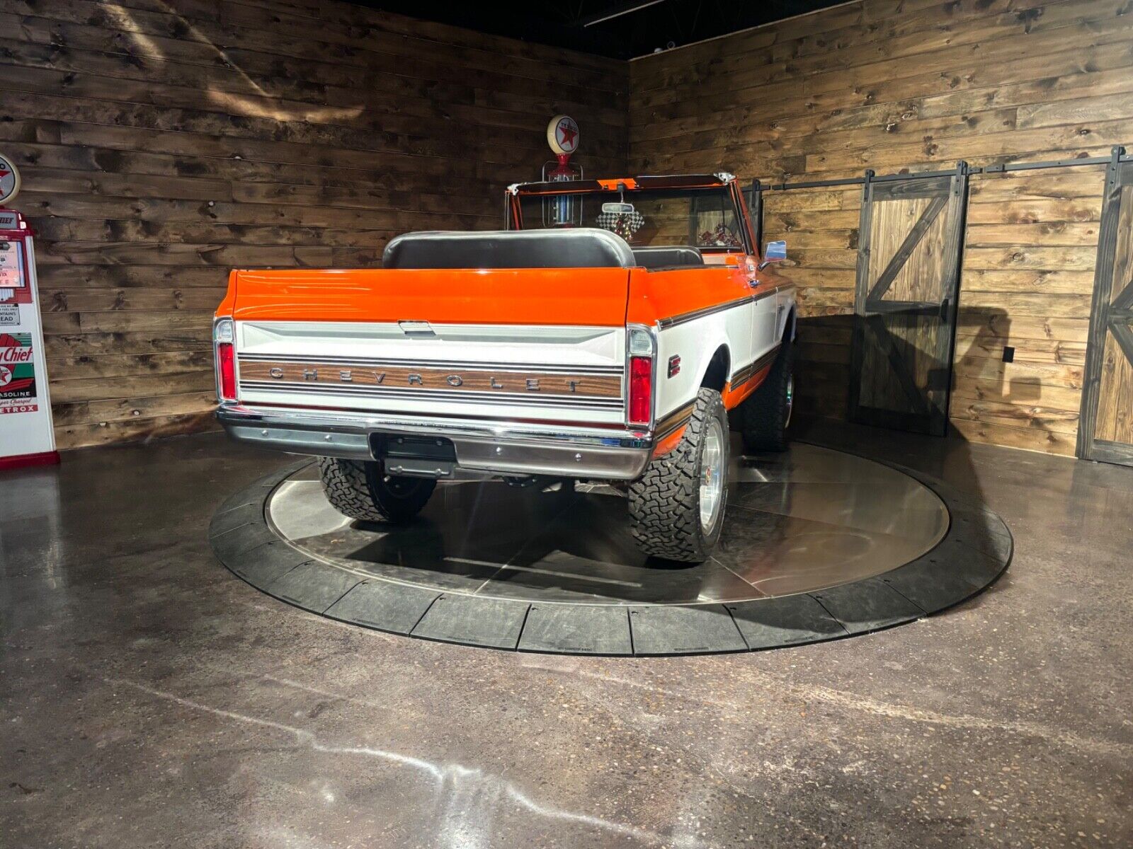 Chevrolet-Blazer-1970-Orange-Black-129-6