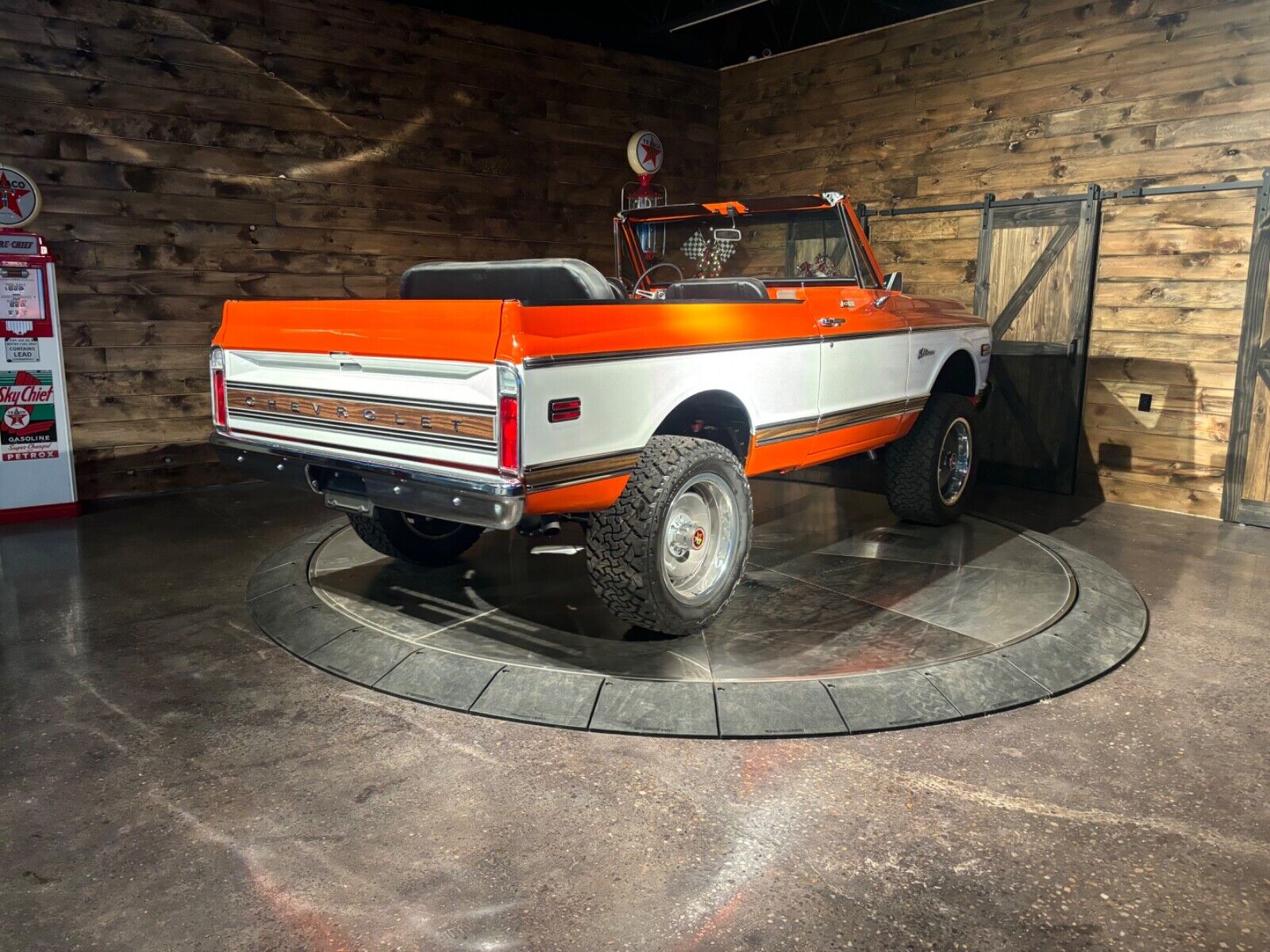 Chevrolet-Blazer-1970-Orange-Black-129-7